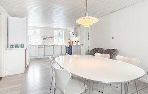 Dining - 3 bedroom amazing home in Herning (Herning)