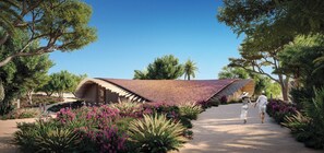 Unclassified image, 3 of 8, button