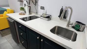 Apartment, 1 Bedroom | Interior