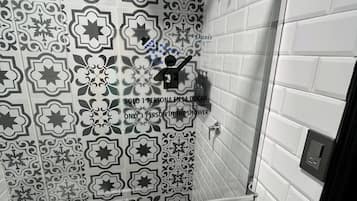 Appartement, 1 chambre | Salle de bain