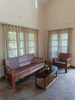 Unclassified image, 3 of 20, button - Spacious 2BHK AC house approximately 45 minutes to Kolluru Mookambika temple (Tenkanidyoor)