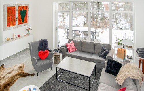 4 bedroom cozy home in Nacka