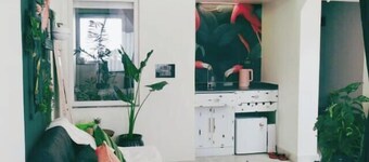 Oasis in Gurgaon | Private Room with Jacuzzi