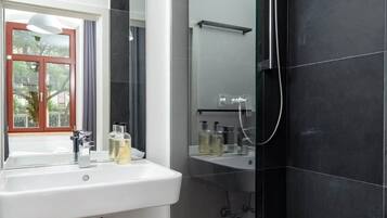 Dusche