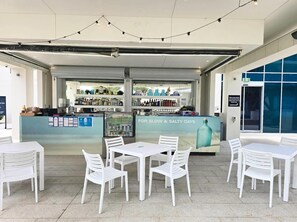 Imagem sem classificação, 2 de 26, botão