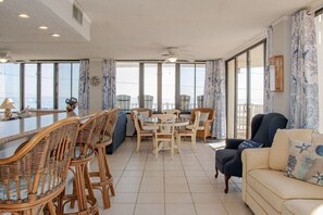 TV, books - Direct Oceanfront Condo | Pool + Beach Access (Flagler Beach)