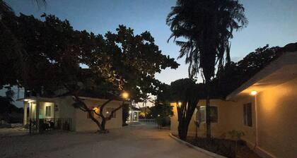 Mango Beach Hotel