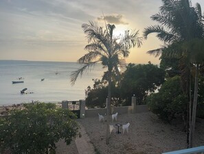 Property grounds - Mango Beach Hotel (Chukwani)