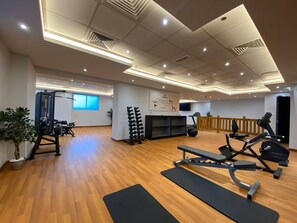 Gym - Vogue | Elite Business Bay Close to Downtown Dubai Mall (Dubai)