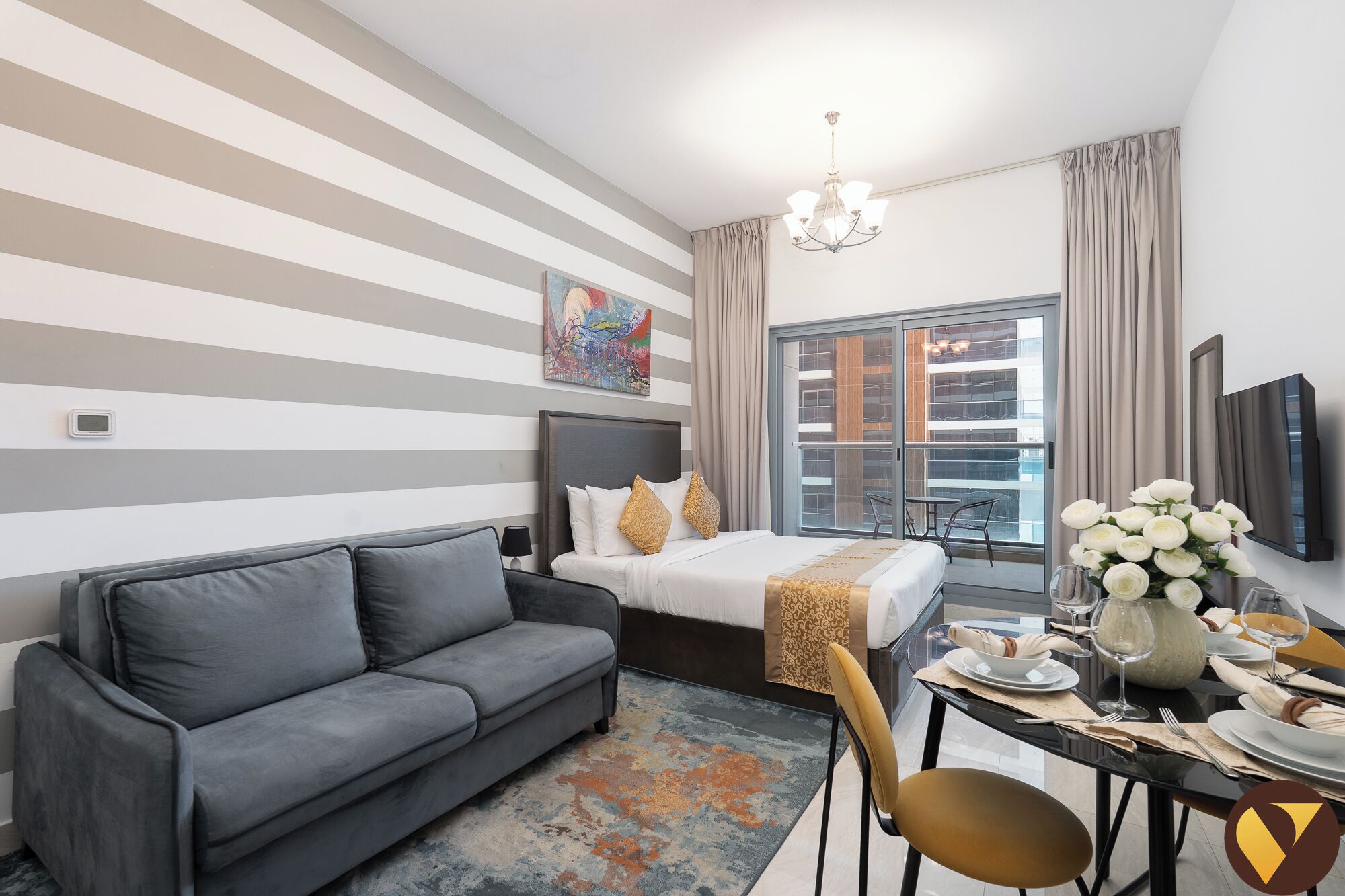 Business Studio, 1 King Bed with Sofa bed, Balcony, City View | Living room | 65-inch Smart TV with cable channels