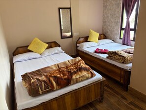 Double Room | Free WiFi