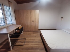 1 bedroom, bed sheets - Cozy 1-bedroom apartment in charming Kalo Horio village with AC (Agios Nikolaos)