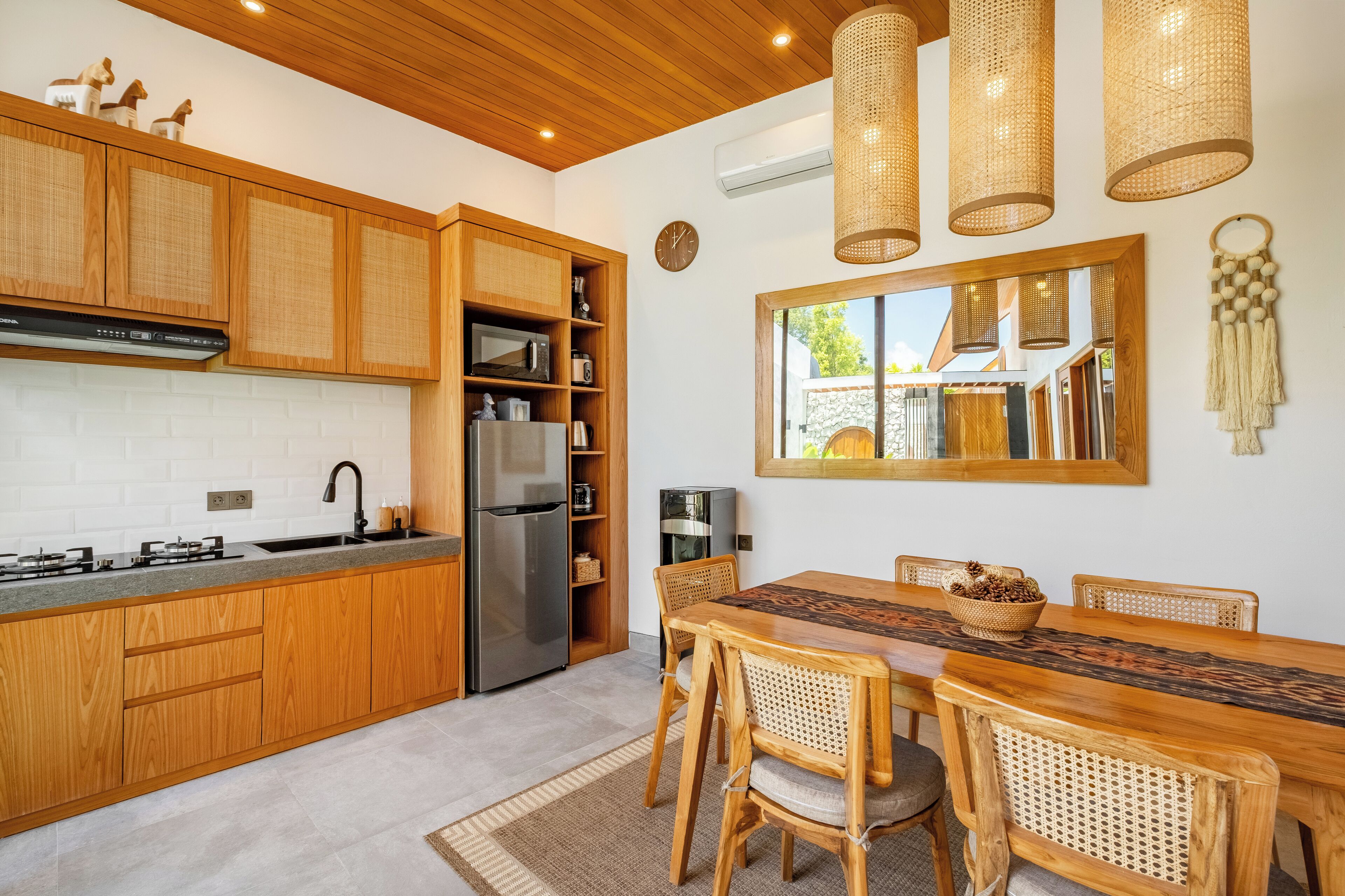 Villa – deluxe, 2 soverom, badekar | Eget tekjøkken | Kaffetrakter/tekoker, vannkoker, brødrister og riskoker