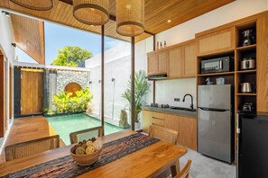 Dining - Private Pool Villa Calmeera By Orivista (Mengwi)