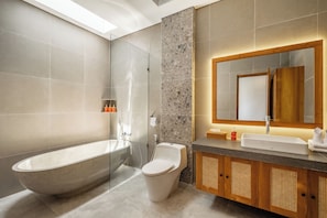 Villa Deluxe, 2 habitaciones, bañera | Baño