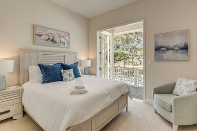 Walk to Springs, 700 Ft to Dtwn! Crystal River Gem