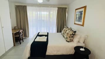 Comfort Condo, 1 Queen Bed
