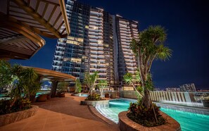 Exterior - Moon Metropole The Opera Residence (Ho Chi Minh)