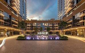 Exterior - Moon Metropole The Opera Residence (Ho Chi Minh)