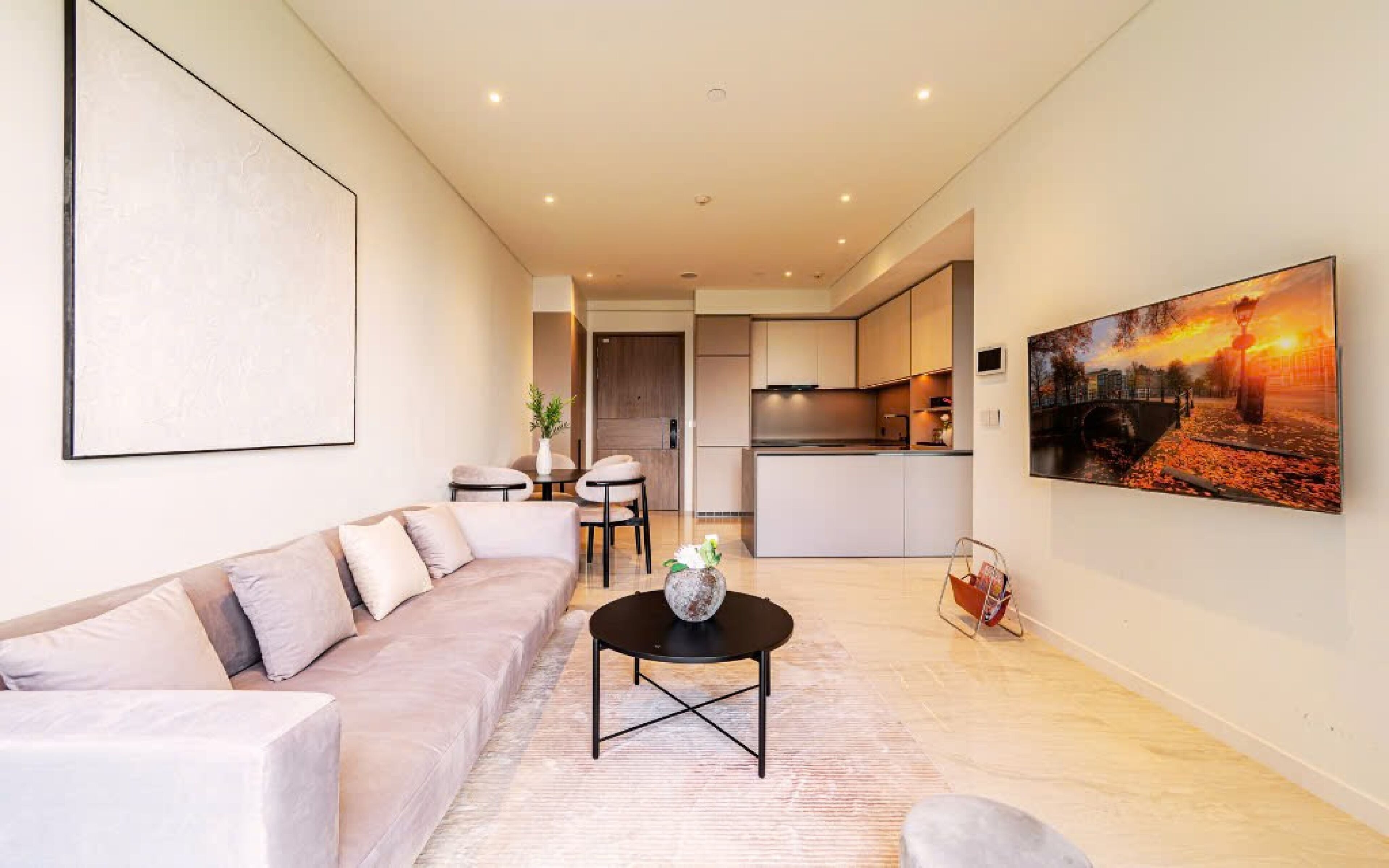 Luxury Apartment, 1 Bedroom, Kitchen, City View | Living area | 55-inch Smart TV with digital channels