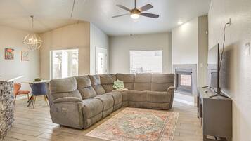 Televisie en een open haard