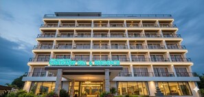 Exterior - Townhouse Hillview Suites Pattaya Formerly Chatkaew Suites (Pattaya)