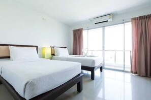 Unclassified image, 4 of 13, button - Townhouse Hillview Suites Pattaya (Muang Pattaya)