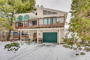 Exterior - Private Beach Access! Lake Michigan Family Getaway (Spring Lake)