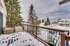 Property grounds - Private Beach Access! Lake Michigan Family Getaway (Spring Lake)