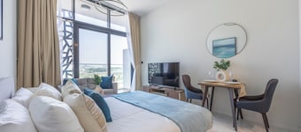 Bloomfields Spacious STU The Gate Masdar