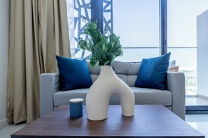 Living area - Bloomfields Spacious STU The Gate Masdar (Abu Dhabi)