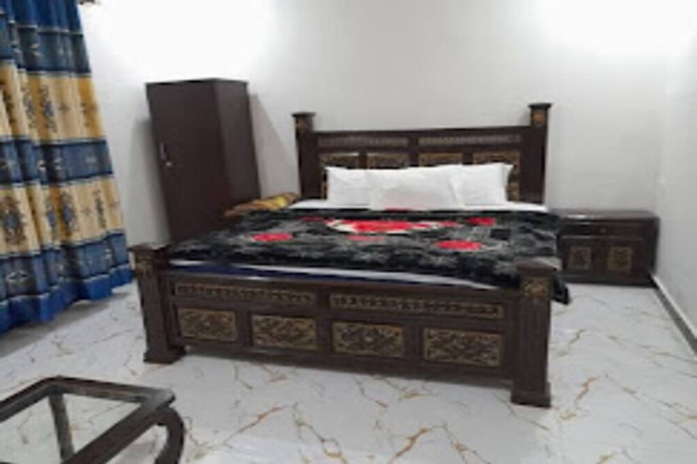 New savanna Inn