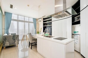 Deluxe Apartment, 1 Bedroom, City View | Private kitchen - The ONE Premier Residence (One)