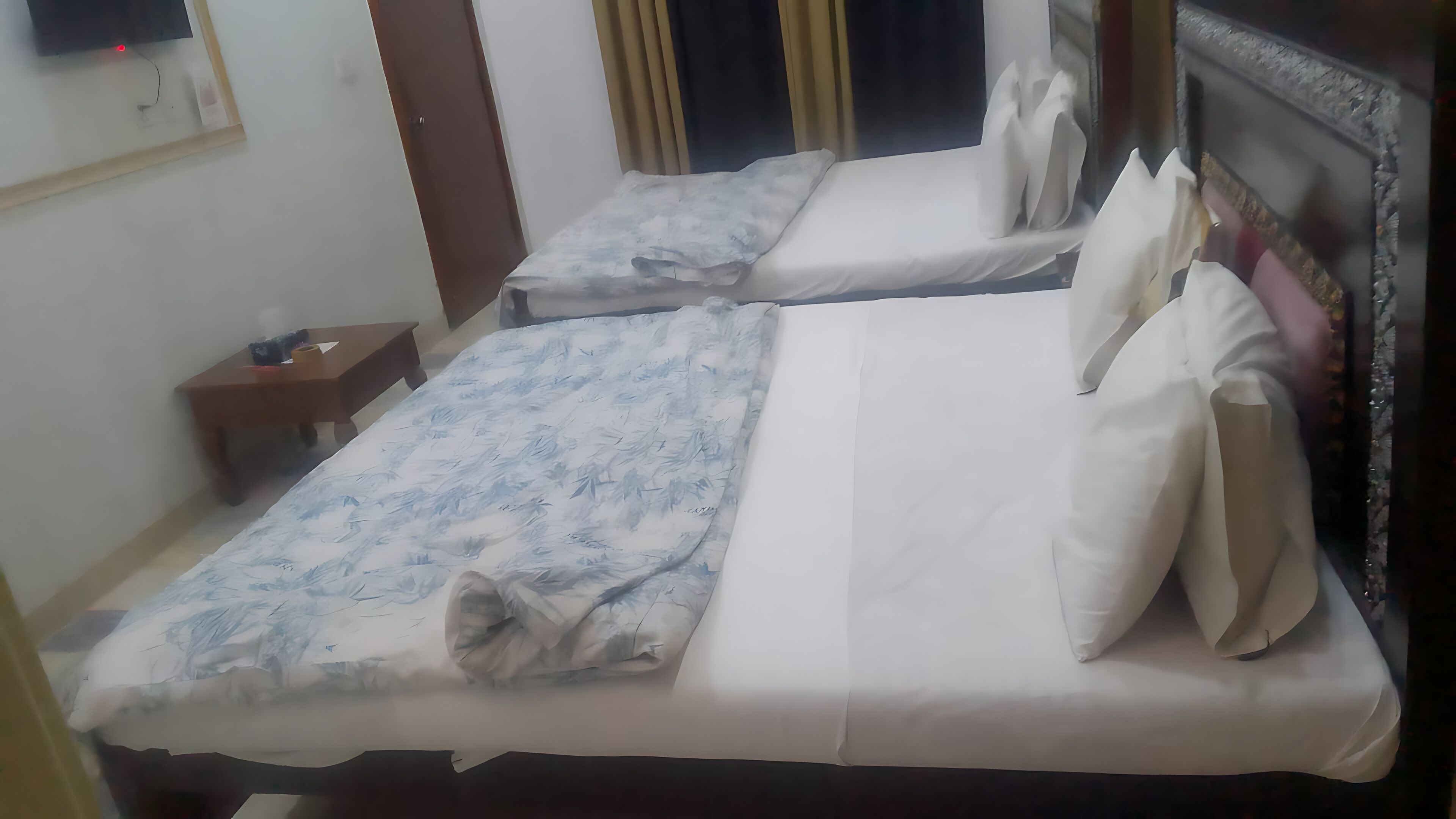 Chambre Familiale | Bureau, espace de travail pour ordinateur portable, Wi-Fi gratuit