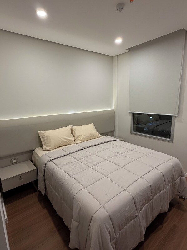 Imagem sem classificação, 1 de 17, botão