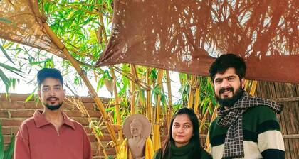 BARABAR ECO CAMP B&B