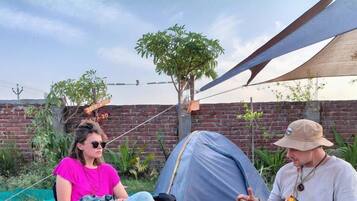 Cortinas blackout y sistema de insonorización