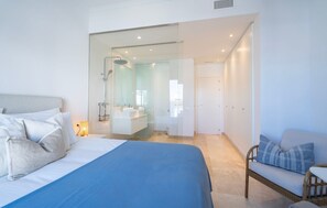 3 bedrooms, iron/ironing board, free WiFi, bed sheets - Modern Luxurious 3-Bedroom Residence with Resort Amenities (Benahavís)