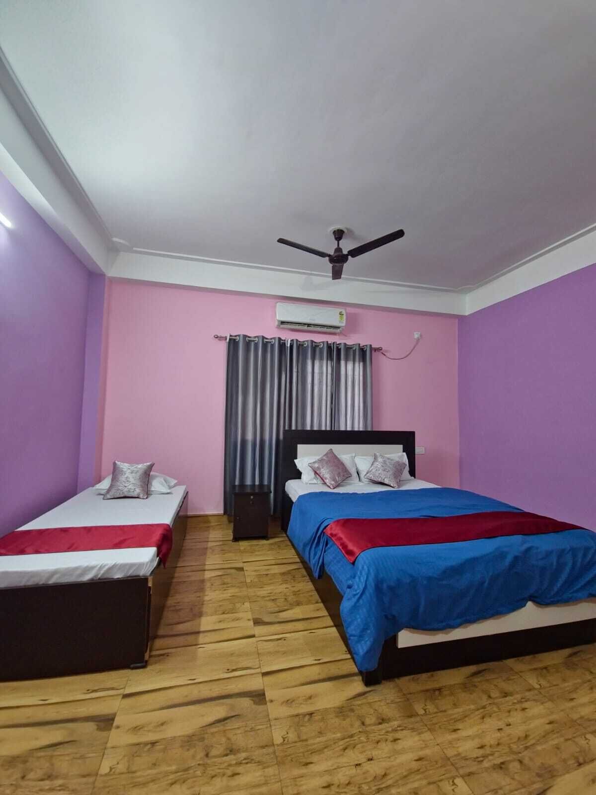 Triple Room | Wi-fi percuma, cadar katil 