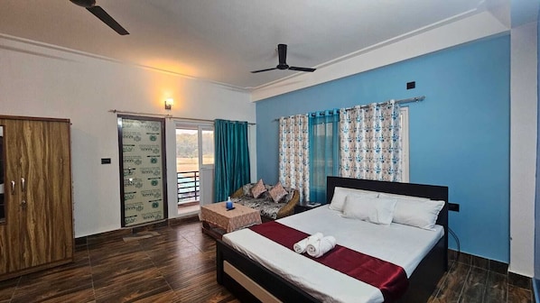 Chambre Deluxe | AccĂšs au Wi-Fi (inclus), literie fournie