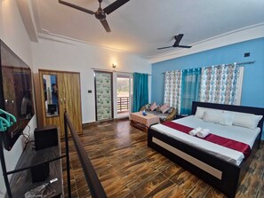Free WiFi, bed sheets - Sambhav Nature Stay By Tenzin (Siliguri)