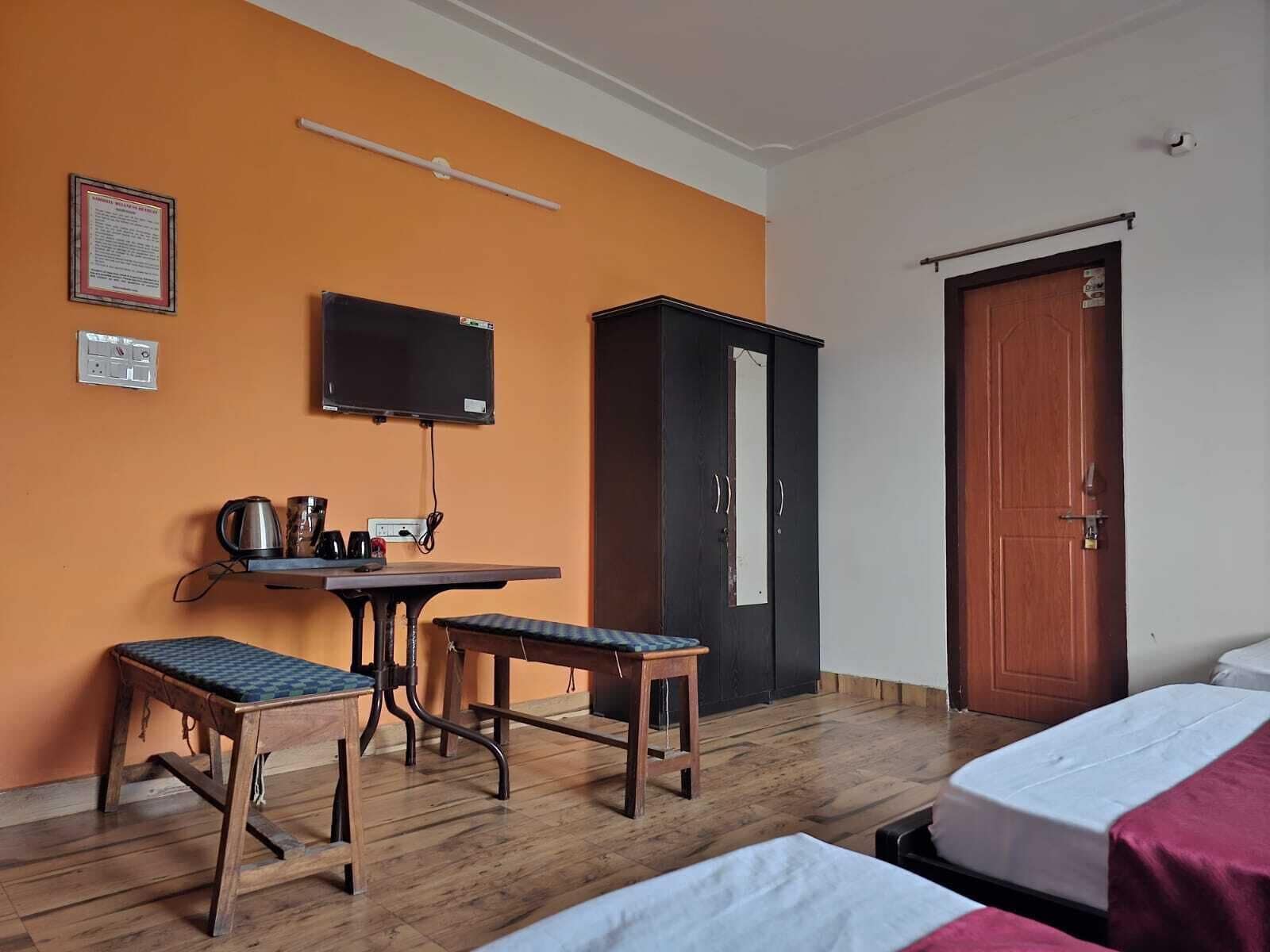 Chambre Triple | Wi-Fi gratuit, draps fournis