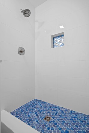 Luokittelematon kuva, 2 kautta 37, painike