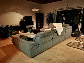 Living area - Stylish time-out near Nuremberg/Herzogenaurach (Hagenbüchach)