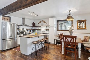 Dining - Cozy Avon Condo + Mtn Views + Near Beaver Creek | Eagle Valley Haven (Avon)