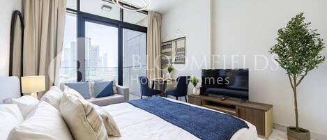 Apartment, Balcony, City View | Iron/ironing board, free WiFi