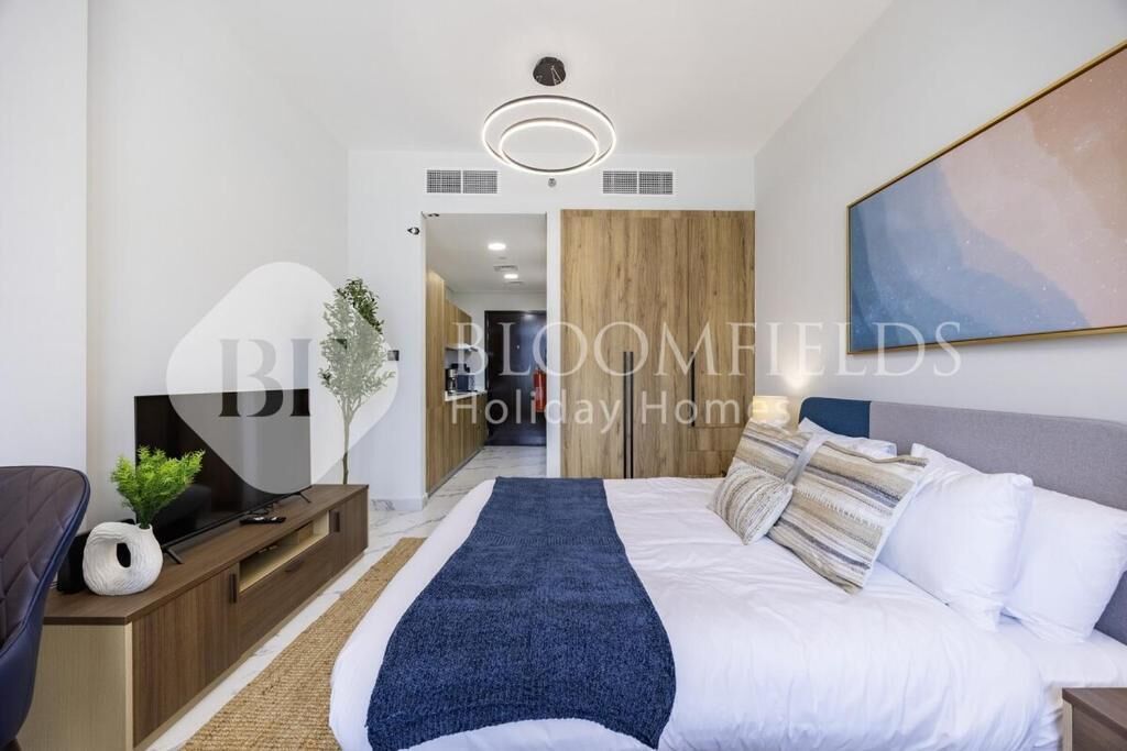 Apartment, Balkon, Stadtblick | Bügeleisen/Bügelbrett, kostenloses WLAN