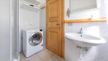 Apartment, Balcony, Mountain View | Bathroom | Bidet