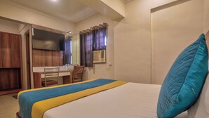 Kamar Double Deluks, pemandangan kota | Brankas, meja kerja, kedap suara, dan Wi-Fi gratis