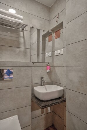 Artículos de tocador gratuitos, toallas, jabón, shampoo